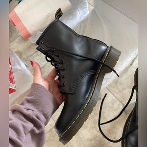 Doc martens 1460s!!